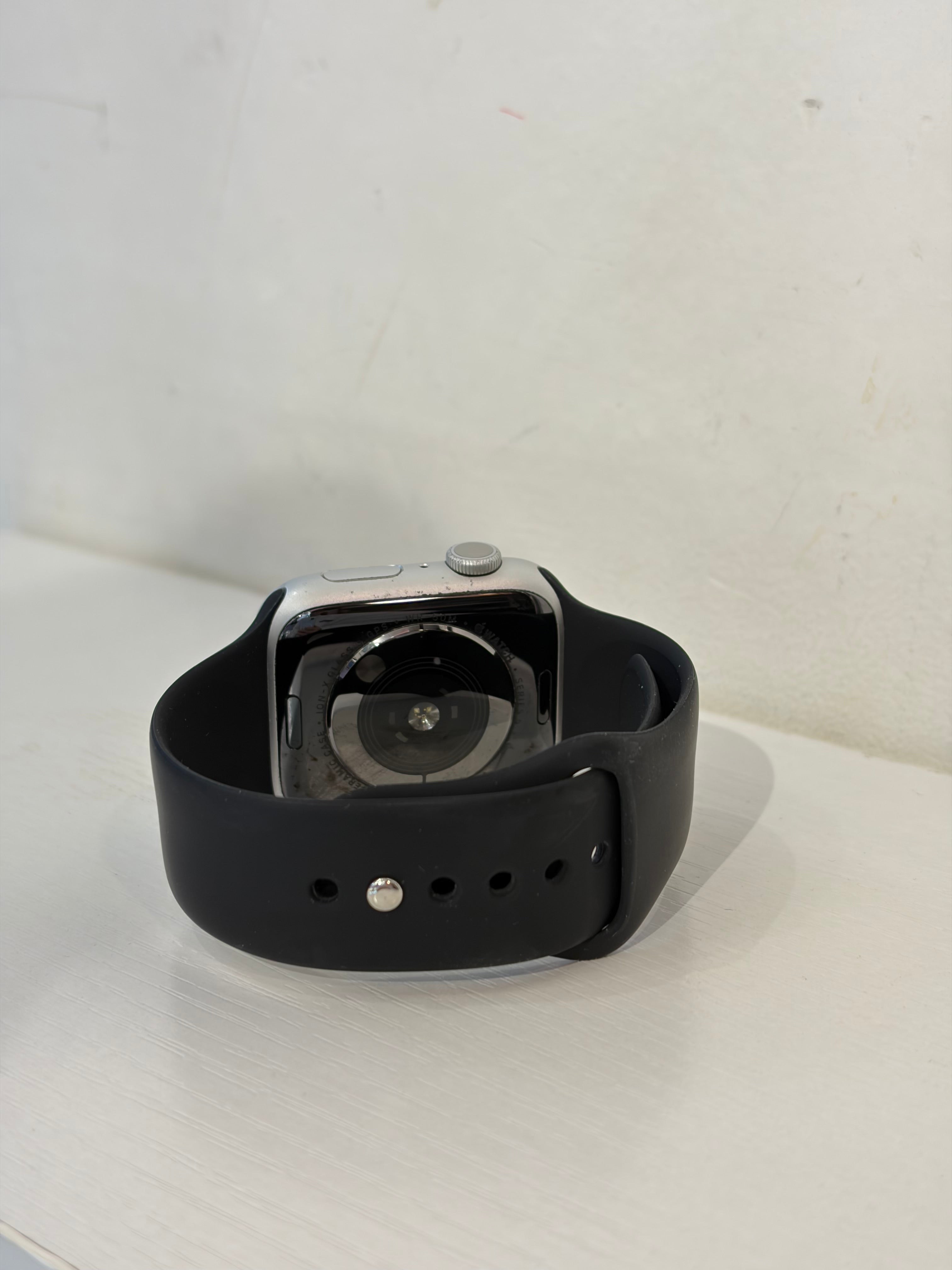 95%New Apple Watch Series 5 44mm GPS Silver Aluminum Case
